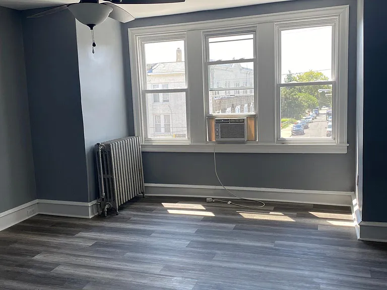 6531 W Girard Ave — Photo 9