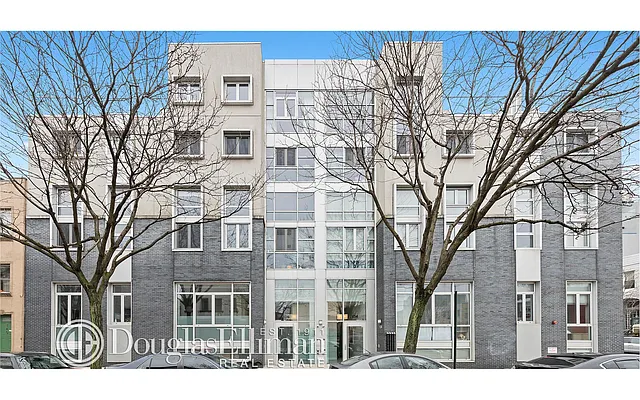 Sold by Douglas Elliman | media 18