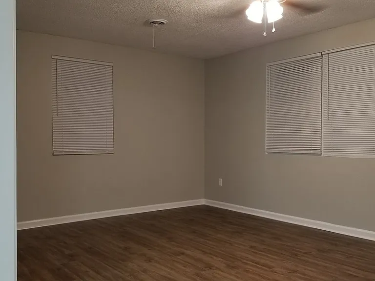 3517 Byron Pl — Photo 8