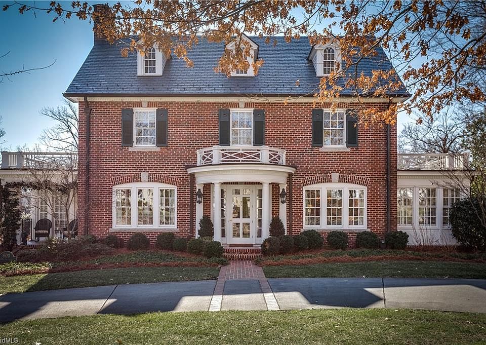 1st image of 609 Woodland Dr