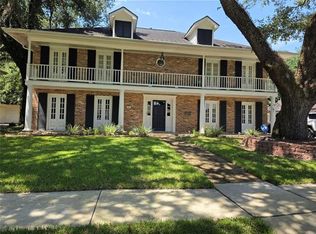 21 Tennyson Pl, New Orleans, LA 70131
