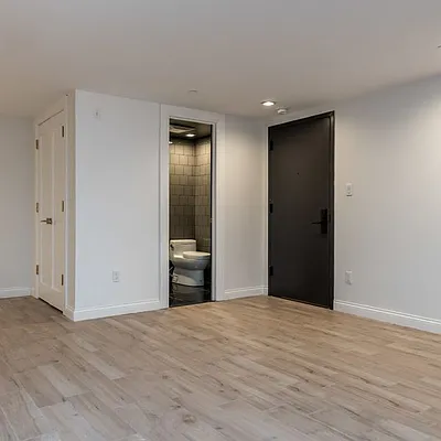 Rented by Nooklyn NYC LLC | media 36