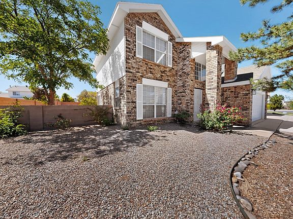2nd image of 6915 Eastford Pl NW