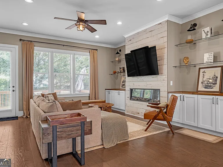 720 Avondale Hills Dr — Photo 12