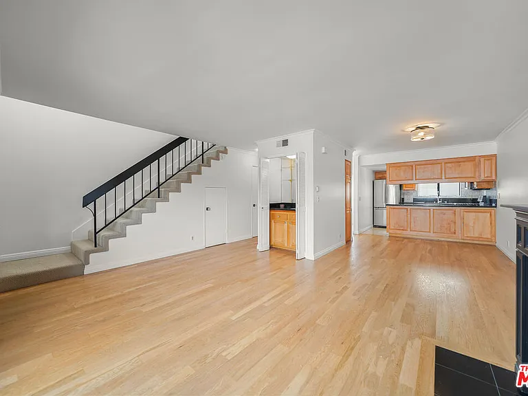 11952 Darlington Ave #3 — Photo 36
