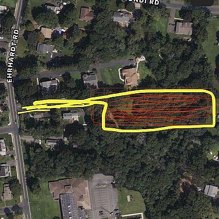 Approx lot line, 1.39 acres