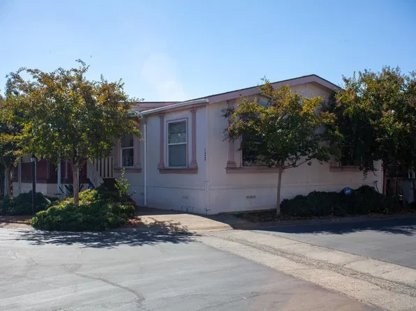 336 E Alluvial Ave Space 122, Fresno, CA 93720
