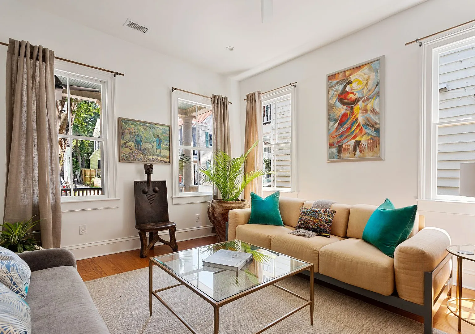 The Blue Jasmine House- 94 Bogard Street — Photo 3