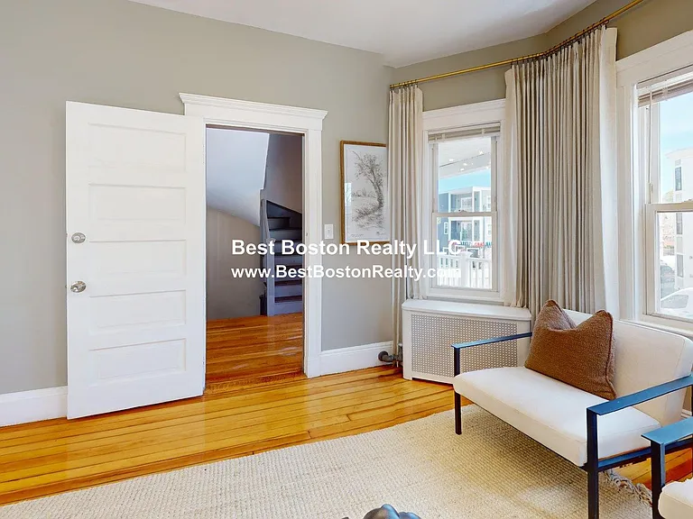 3942 Washington St #2 — Photo 27