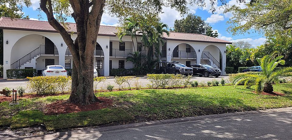 1st image of 11676 NW 45th St #11690
