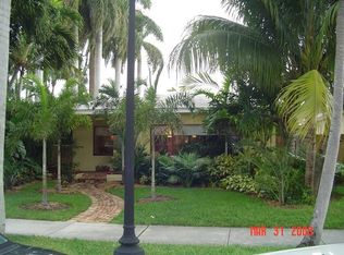 1447 Harrison St, Hollywood, FL 33020