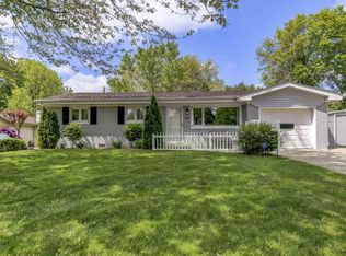 65 Bonniebrook Rd, Chatham, IL 62629