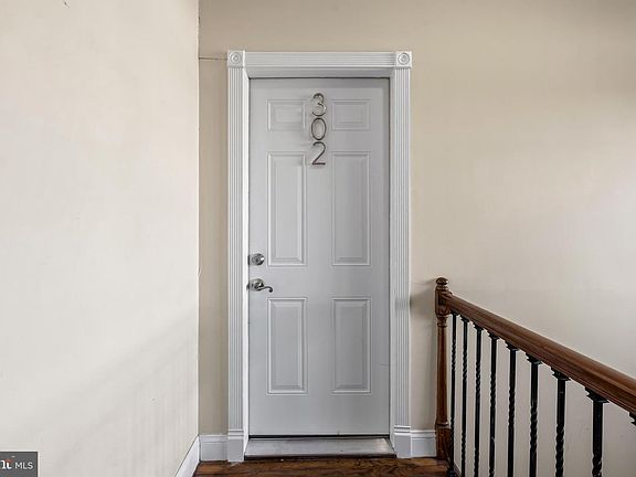 3rd image of 2204 Park Ave Unit 302