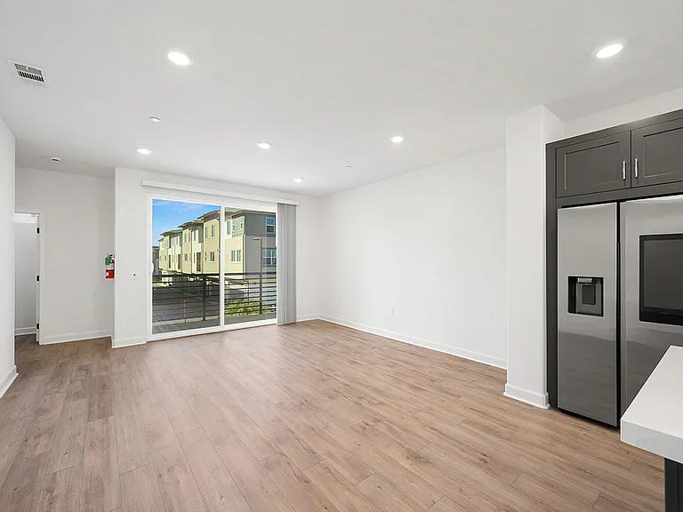 842 Kili St #5 — Photo 14