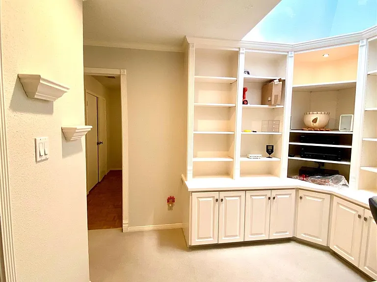 7350 Kirby Dr #2 — Photo 10