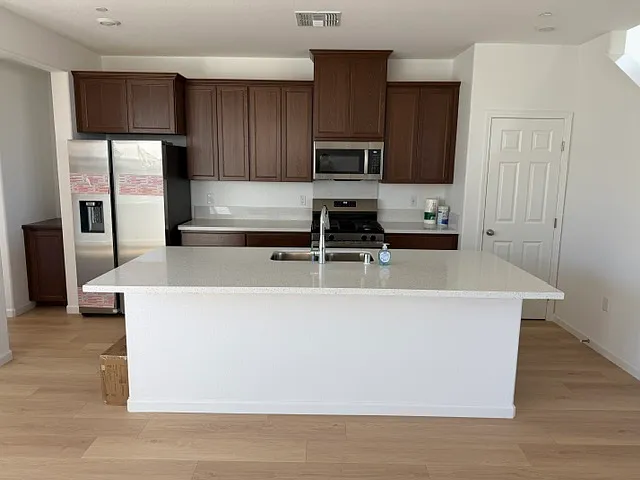 3190 Summit Dr — Photo 9