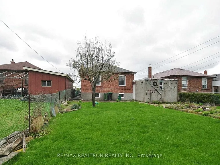 17 Crosland Dr #BASEMENT — Photo 17