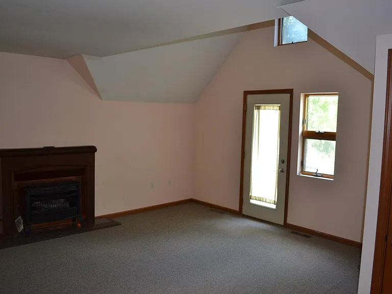 424 Lingle Ave #2 — Photo 12
