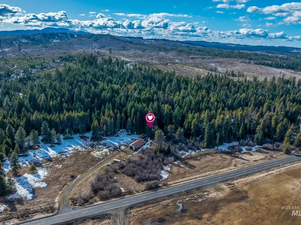 1983 Highway 9, Deary, ID 83823