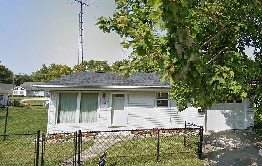 1st image of 308 W Blackwood St