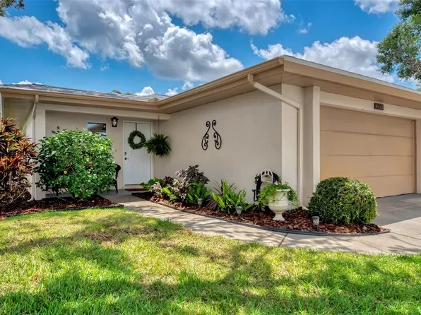 4335 Bowling Green Cir #20, Sarasota, FL 34233