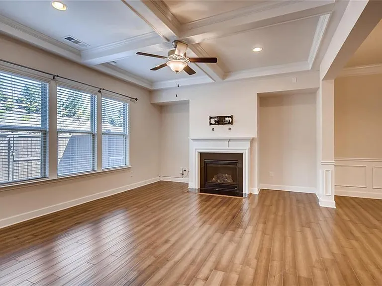 2255 Emerald Sky Dr — Photo 3