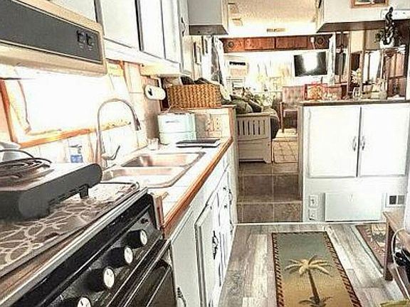 Kitchen fully stocked 