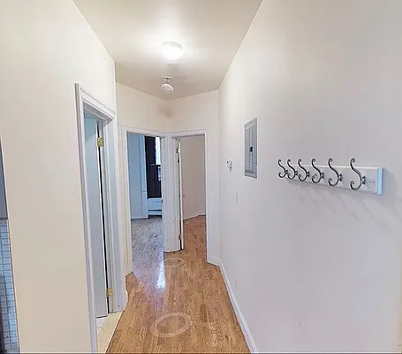 Rented by Heights Realty Advisors | media 27