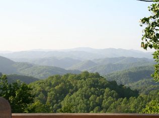 606 Ridge Haven Pkwy #R5-B, Banner Elk, NC 28604