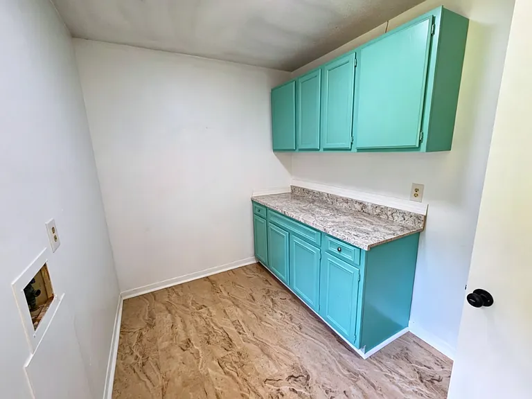 1525 31st Ave — Photo 3