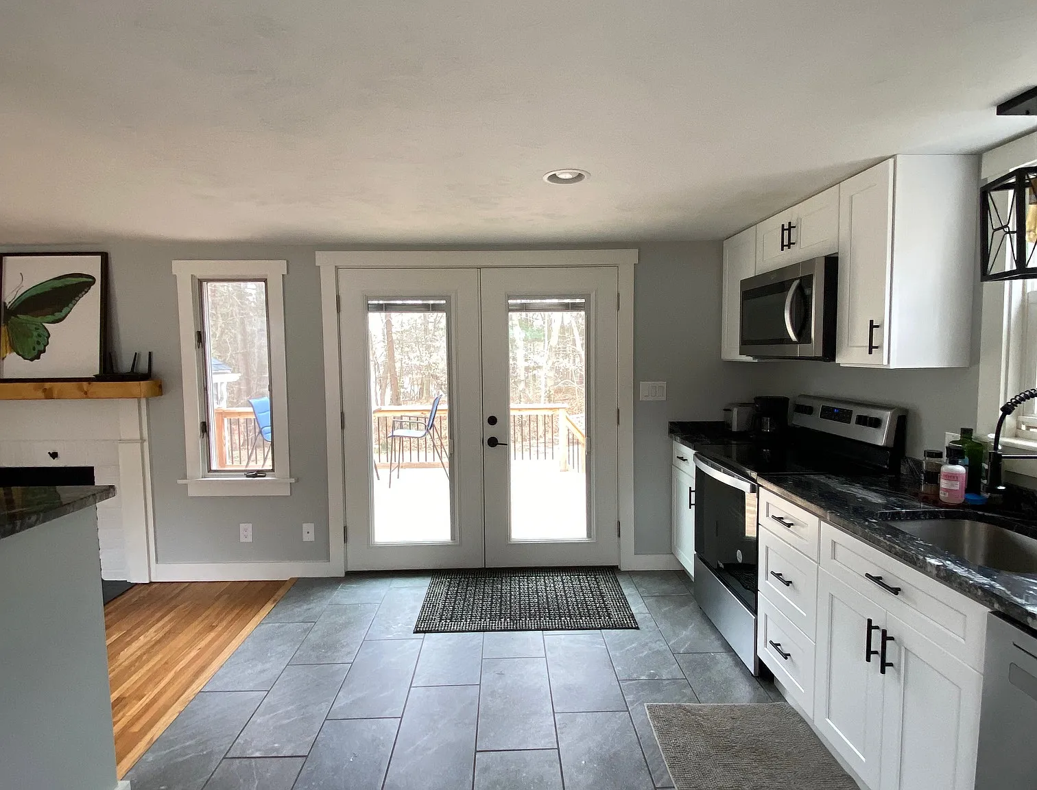 2 bed, 728 sqft, $3,000 — Photo 4