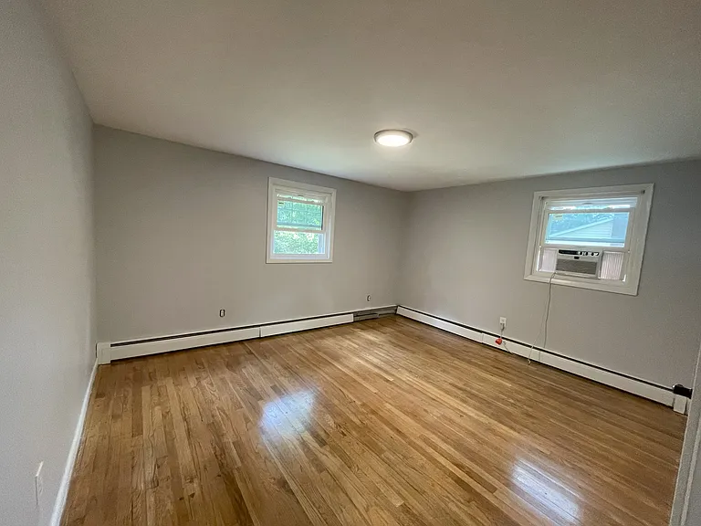 8 Sweet Brier Dr — Photo 13
