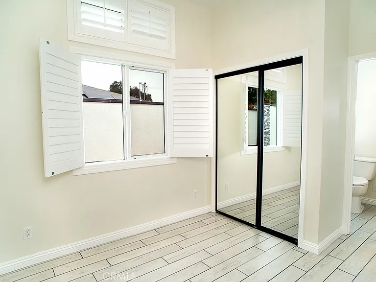 13310 1/2 Glenoaks Blvd — Photo 25