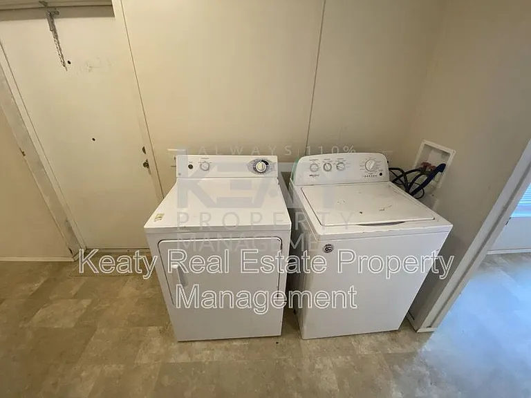926 S Railroad Ave — Photo 6