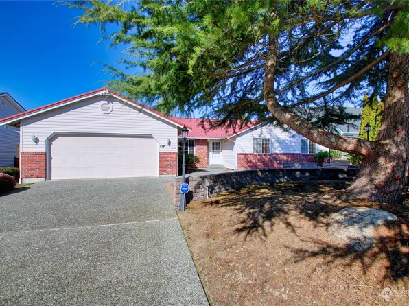 117 Cedarwood Place, Mount Vernon, WA 98273