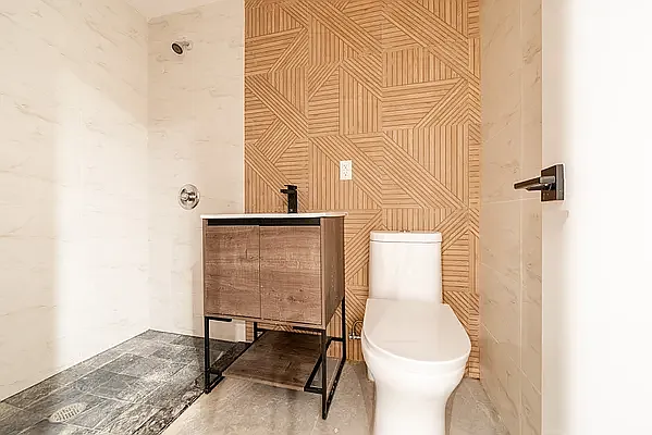 Rented by Friedman Mayer, LREB | media 8