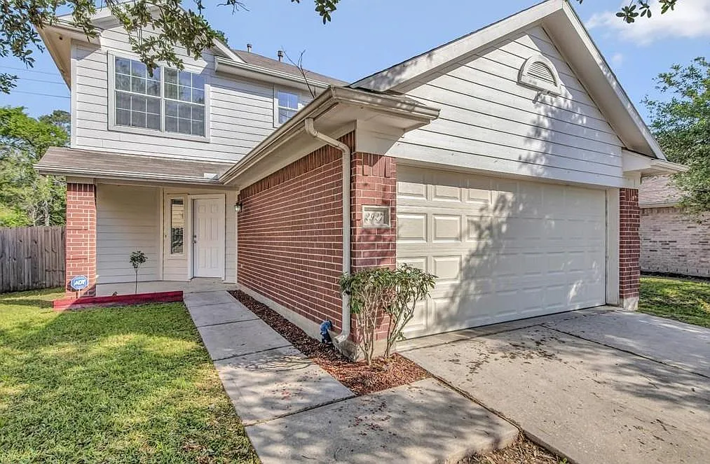 3 bed, 2.5 bath, 1703 sqft, $1,800 — Photo 4