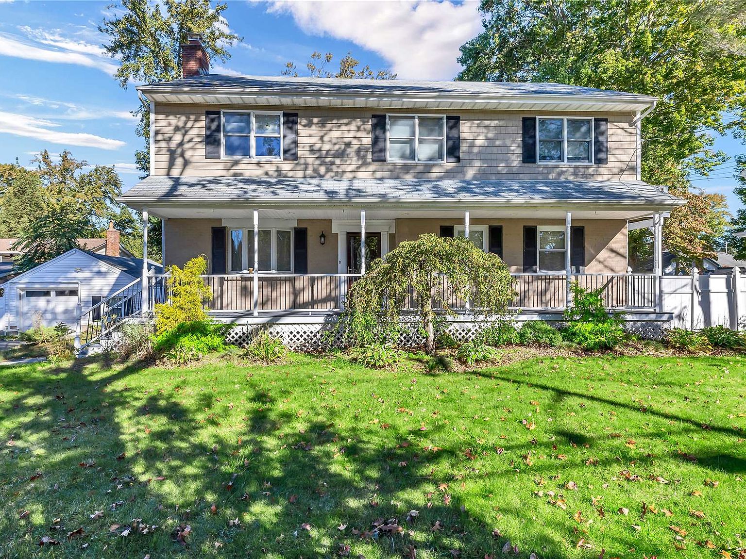 19 Helen Avenue, Smithtown, NY 11787 Zillow