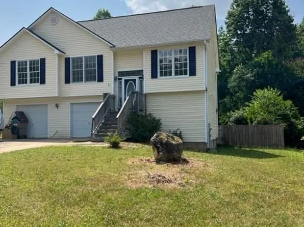 4954 McKinley Dr, Lula, GA 30554