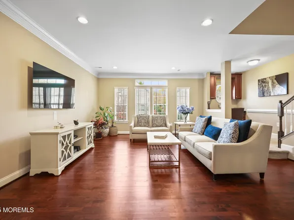 61 Pate Drive, Middletown, NJ 07748