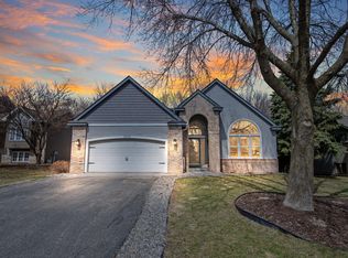 5962 N Ridge Dr, Savage, MN 55378