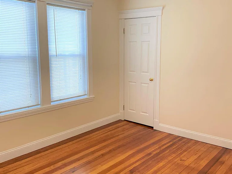 190 Harvard St #1 — Photo 12