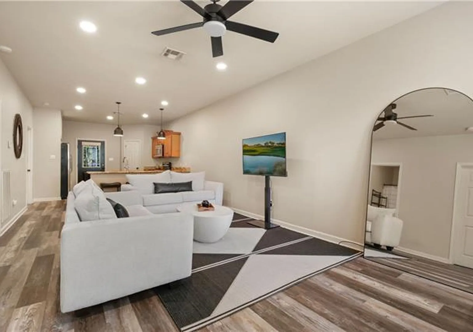 Townhouse in Olde Towne Slidell — Photo 2
