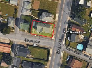 905 Stolt Ln, Anchorage, AK 99501