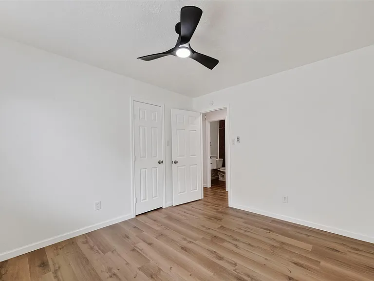 7403 Oak Walk Dr — Photo 26
