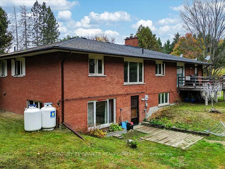 4 Maxwell Settlement Rd #1 — Photo 25