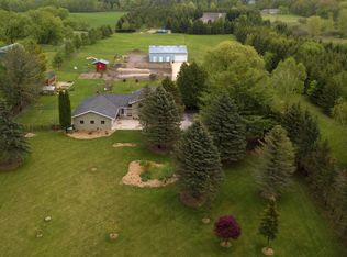 N5970 Riverside Rd, Fredonia, WI 53021