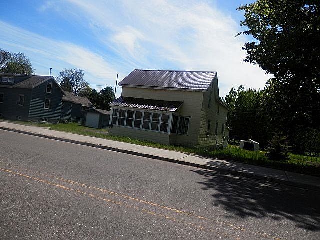 2nd image of 25923 Depot St