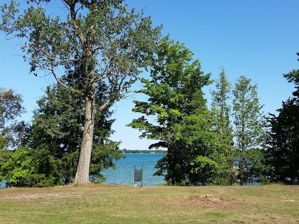 1st image of 10700 E Elk Lake Dr