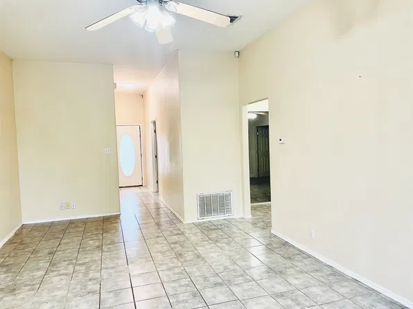 140 Amber Ln, Jarrell, TX 76537